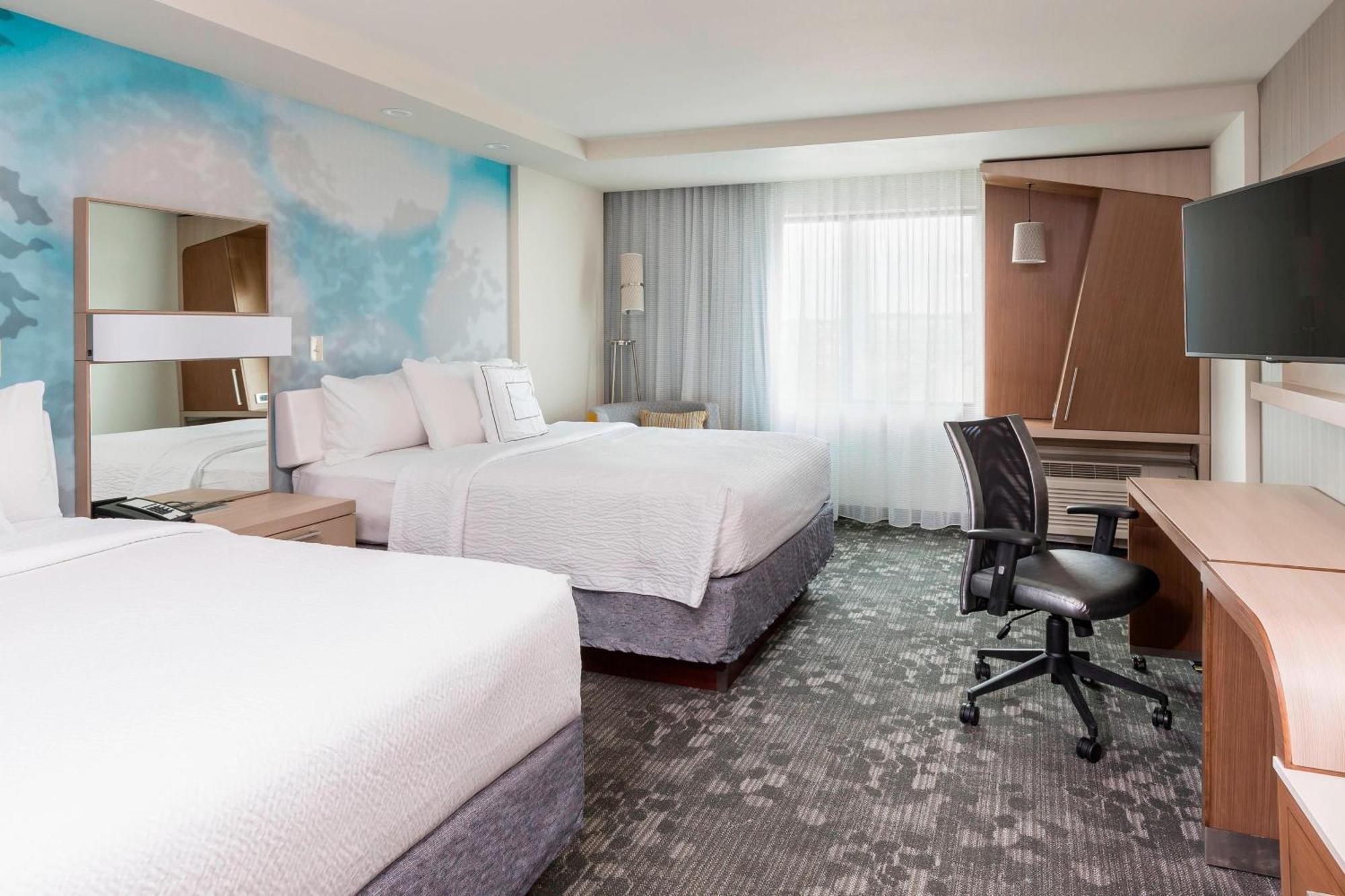 Courtyard By Marriott Bismarck North Hotel Екстериор снимка
